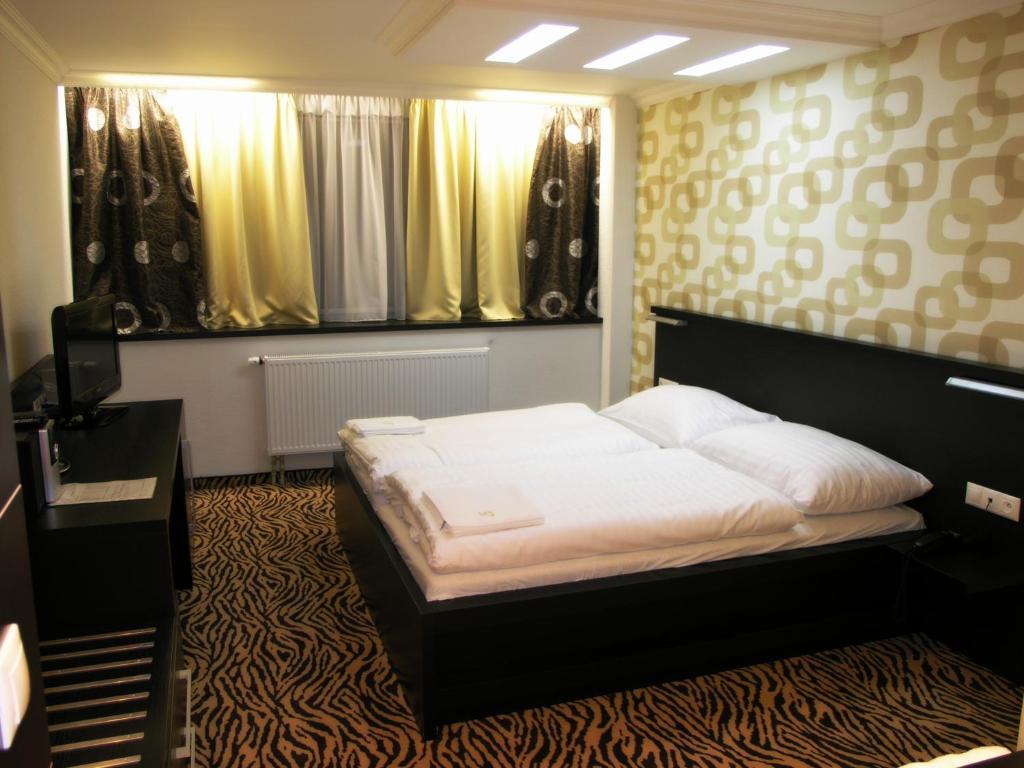 Hotel Druzba Michalovce Camera foto
