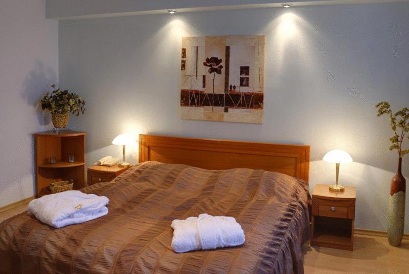 Hotel Druzba Michalovce Esterno foto